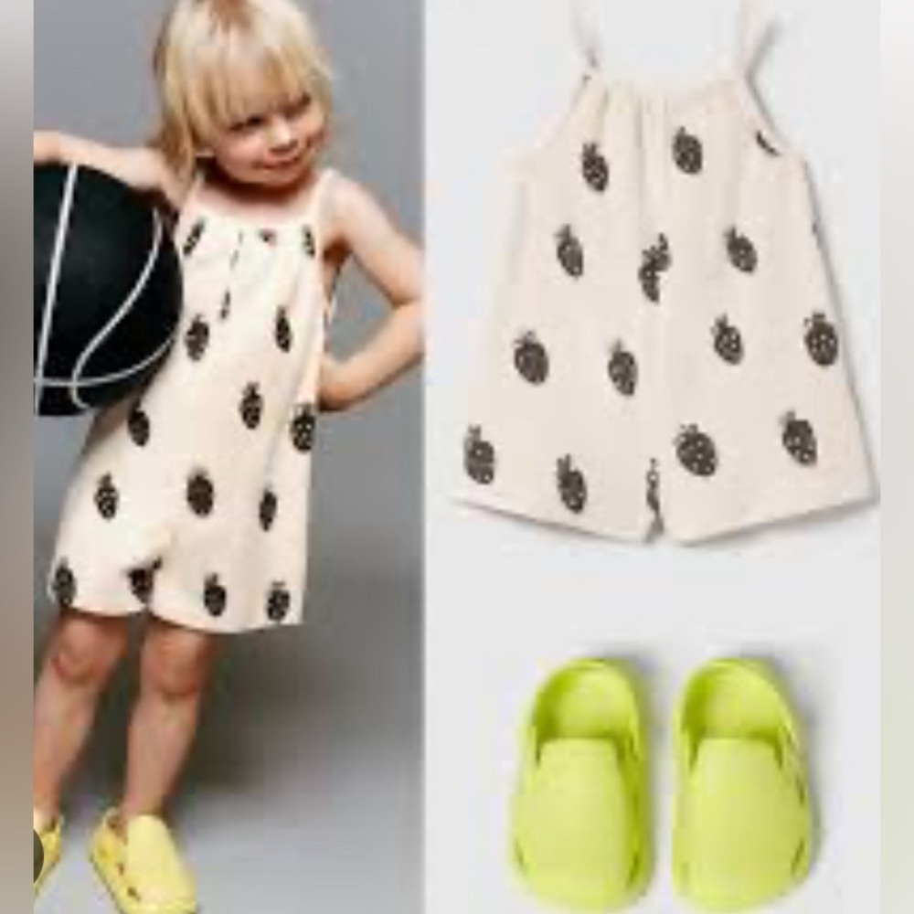ZARA kids cream romper With strawberry Prints Playsuit 5-6Y